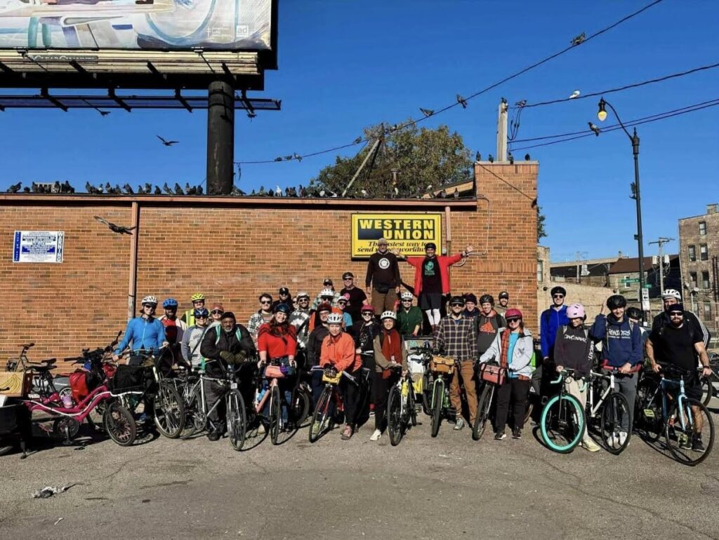 Cyclists tour Little Village to support street vendors